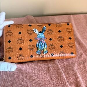MCM Visetos Rabbit Zip Around Wallet in Cognac